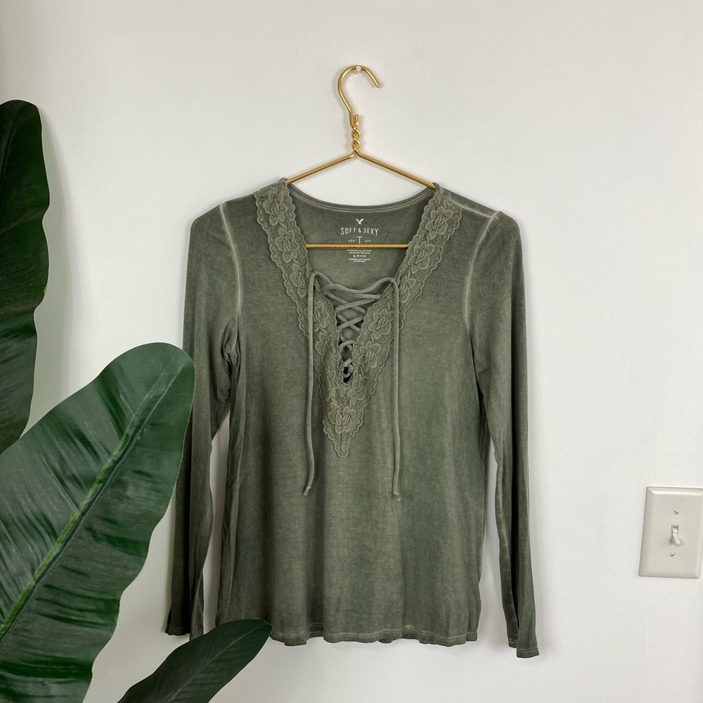AMERICAN EAGLE Long Sleeve Green Lace Up Top - SM